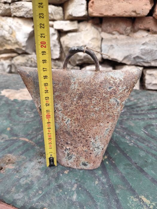 Стара метална хлопка