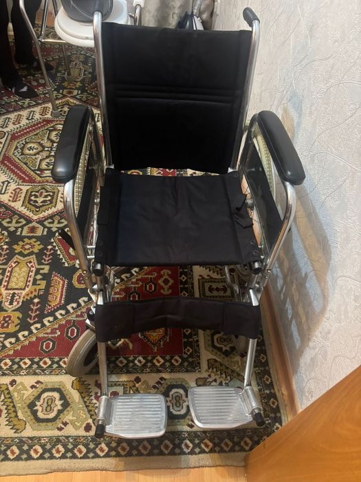 Инвалидное кресло (новое)