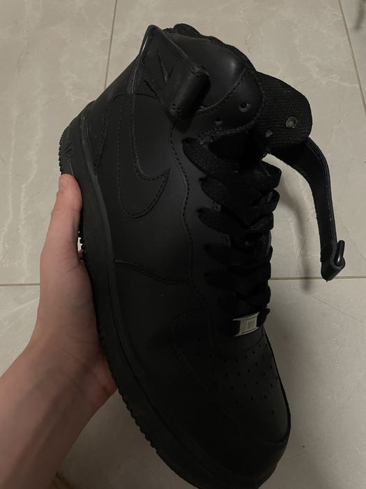 Air Force 1 Mid Negre