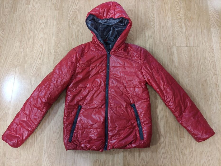 Червено, зимно яке