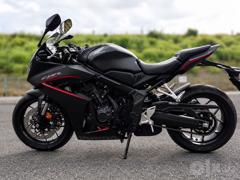 Honda CBR650R (RH17)