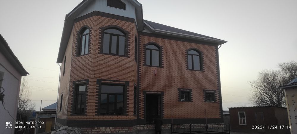 Пластик терезе есик