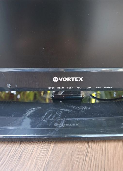 TV LED Vortex 19" (48 cm) – Defect / Pentru piese