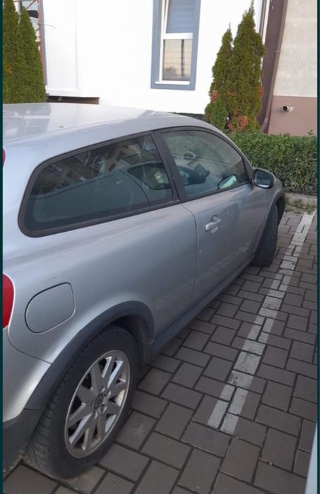 Piese auto din Dezmembrari Volvo C30 1.6 diesel an 2009 Orice Piesa!!