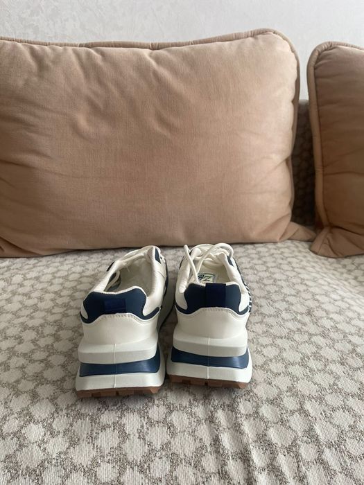 Кроссовки мужские