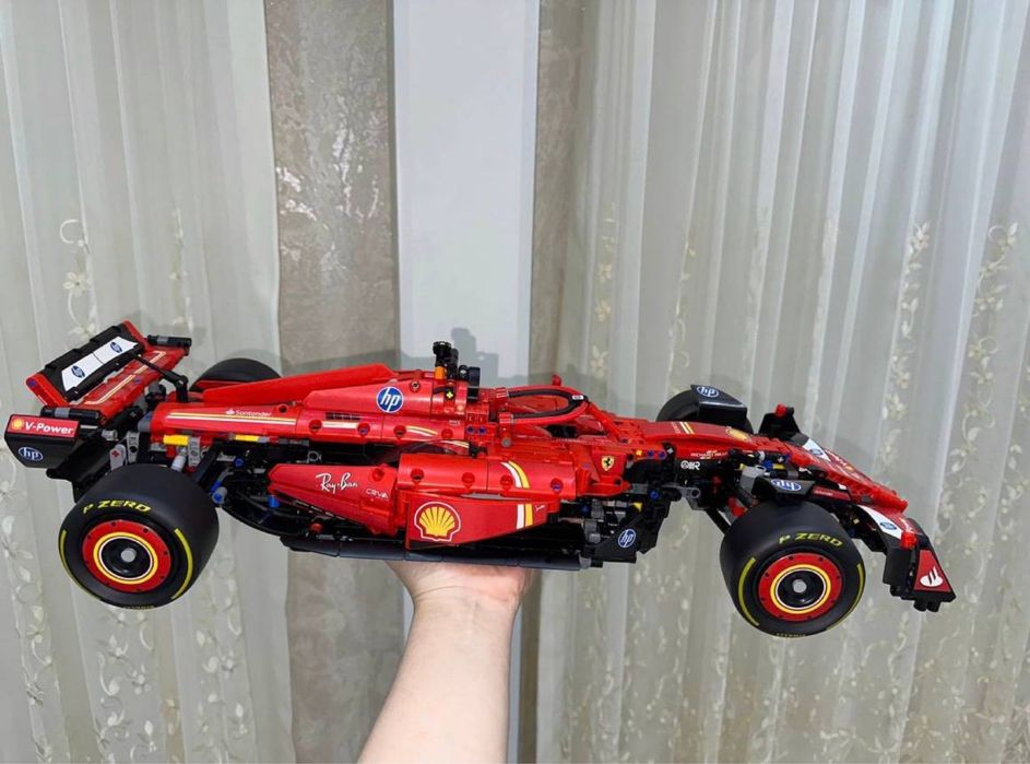 Lego Technic Ferrari SF-24