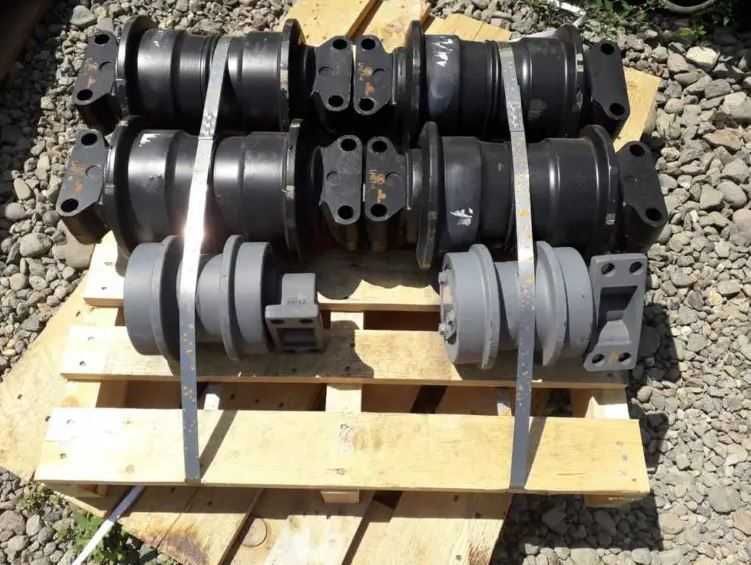 Role de rulare excavatoare New Holland, Caterpillar, Komatsu, JCB, etc