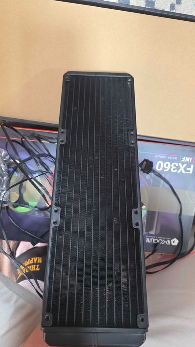 Vand Cooler Lichid/Aio/Apa NZXT KRAKEN X72 RGB