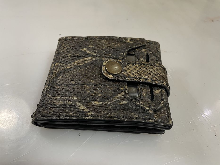 Портмоне бифолд из натуральной кожи питона, ручная работа.