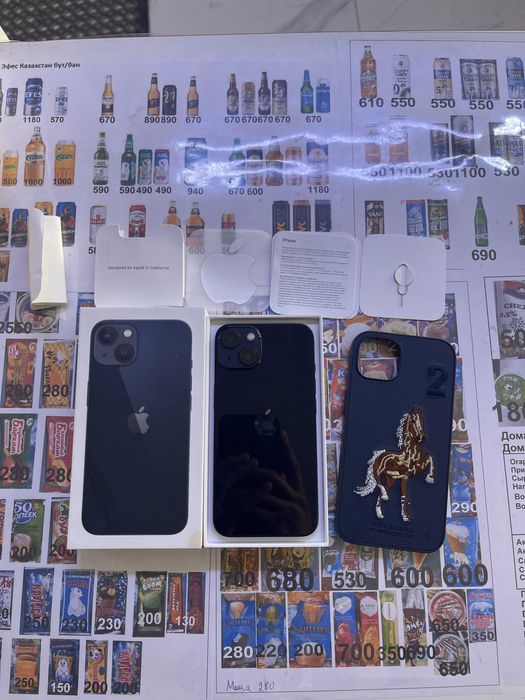 Продам iPhone 13 128GB (тёмно-синий)