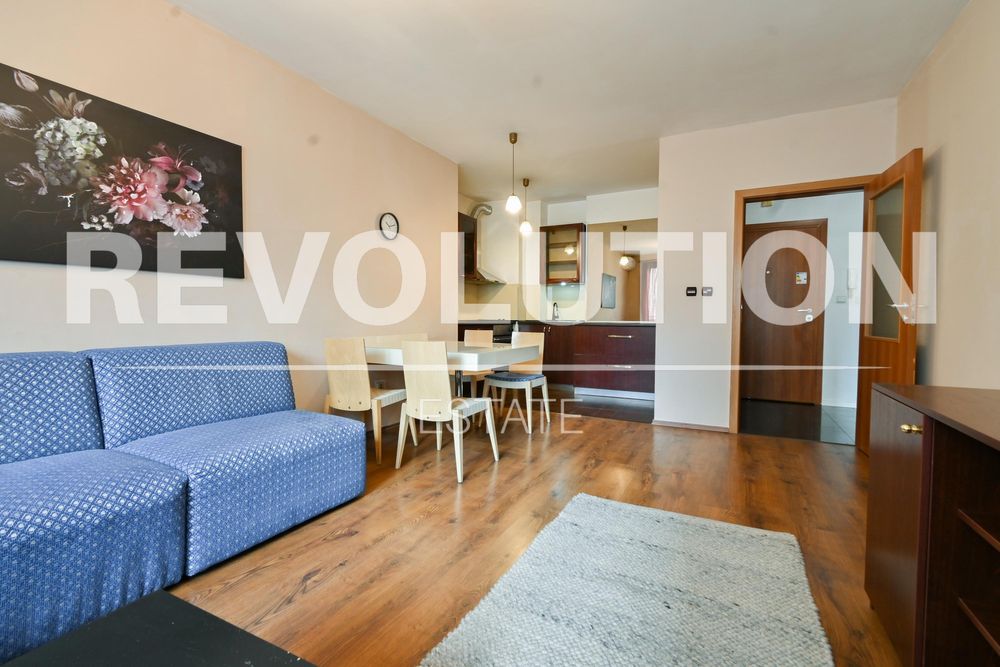 Дава се под наем Двустаен апартамент в София, Зона Б-18 - 67 кв.м за 598.23 € - Снимка #1