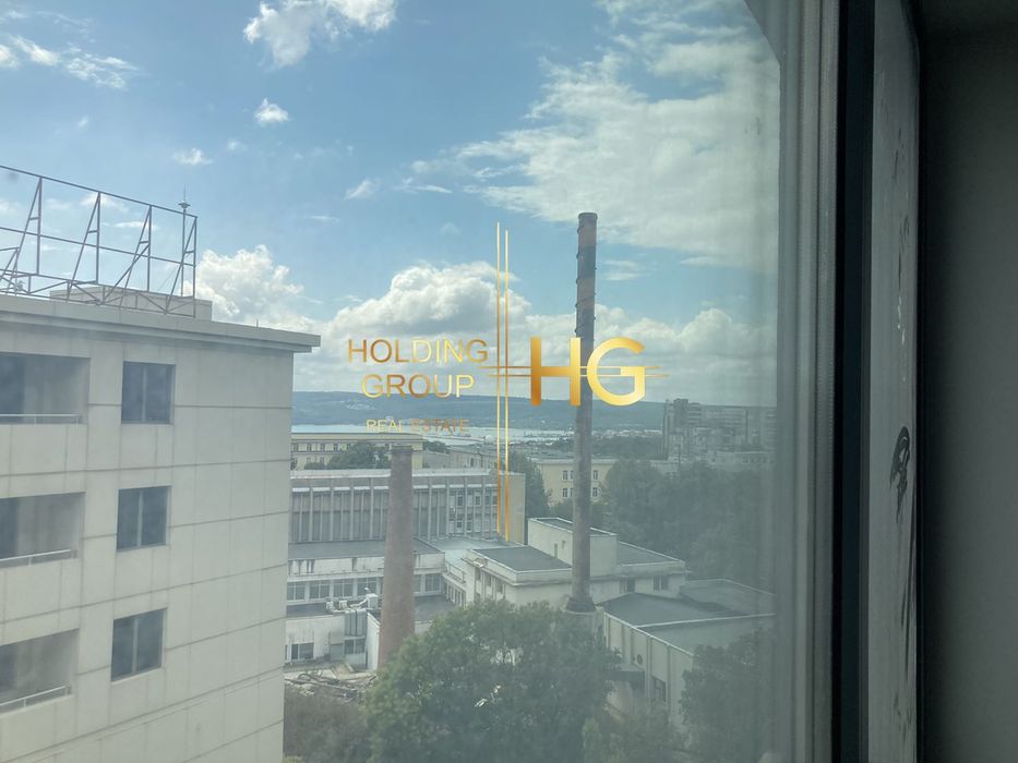 Продава се Двустаен апартамент в Варна, Чайка - 75 кв.м за 3194 €/кв.м - Снимка #1