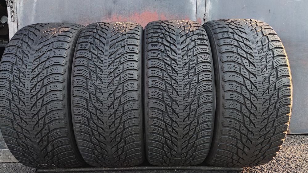 4бр. зимни гуми 255/45/19 Nokian Hakapellitta R3, SUV
dot23
