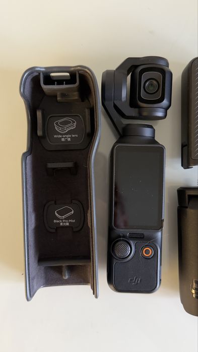 Экшн камера DJI pocket 3 creator combo