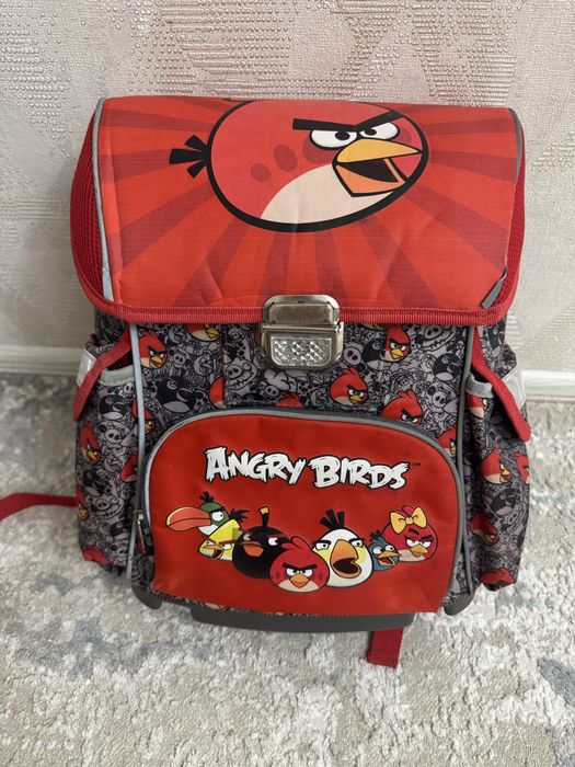 Школьный рюкзак-ранец