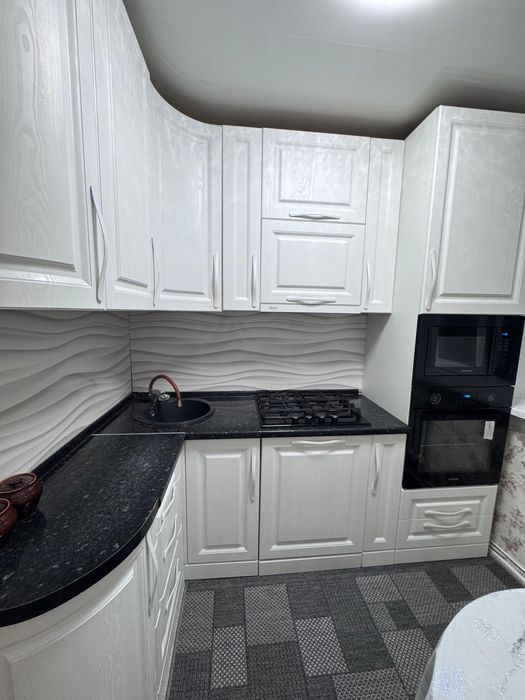 Продам 2 комнатную квартиру