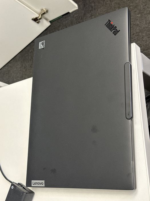 Продам Lenovo ThinkPad T14 Gen6