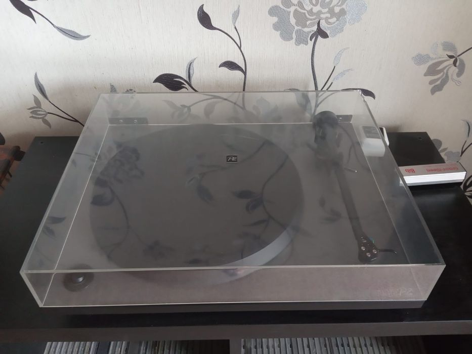 Виниловый проигрыватель Rega P2