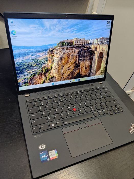 Hope Amanet P8 Laptop Lenovo T14S Gen 3 i5-1245u 16 GB RAM 256 SSD