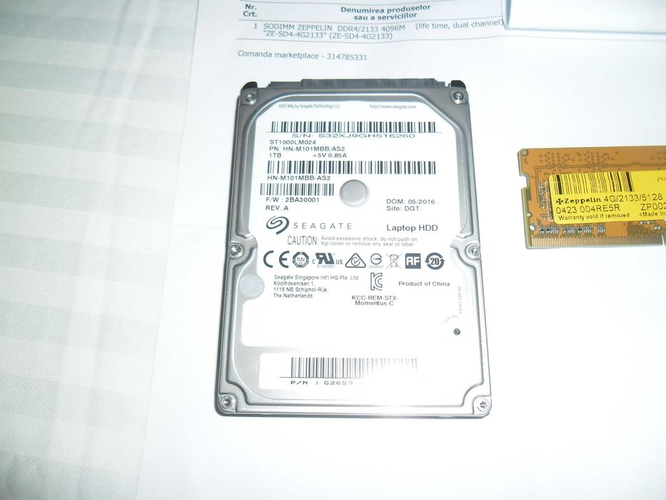 Hard 1T si memorie 4GB DDR4 Laptop