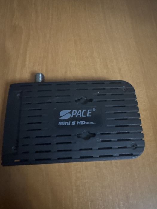 Спутниковый ресивер Space mini S Hd
