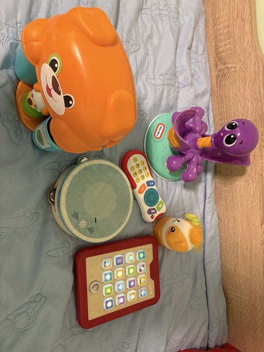 Лот бебешки играчки музикални
