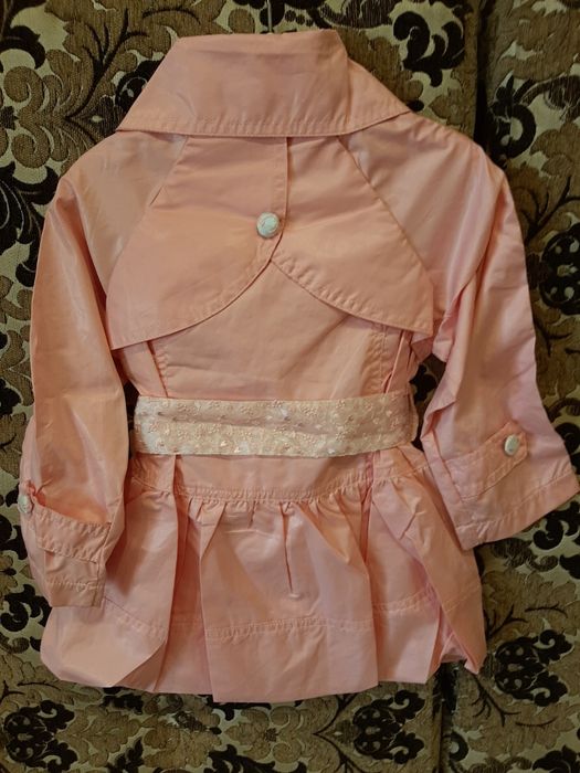 Костюм джинсовый. Плащь. Куртка безрукавка. Турция.