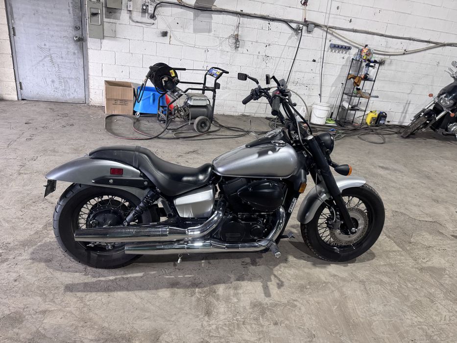 Honda shadow 2016