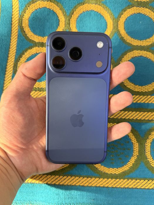 Iphone 17 pro/256 Gb/100%