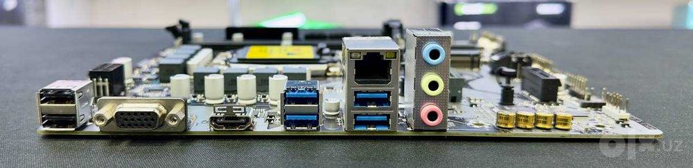 Б\У мат. плата  Gigabyte B760M D (DDR5)