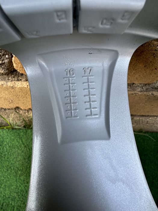 4 броя Джанти БМВ BMW Style 393 17 цола за F30 F31 F32 F36 e90 e87 e46