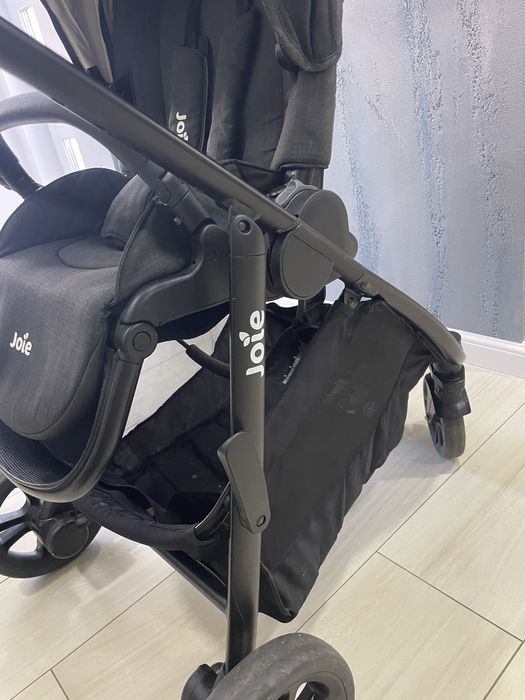 Cărucior Joie Versatrax