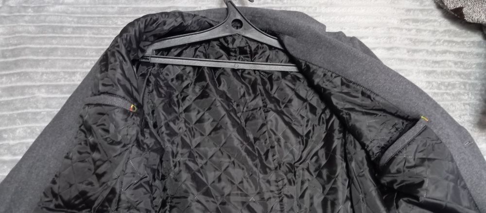 Продам пальто мужское