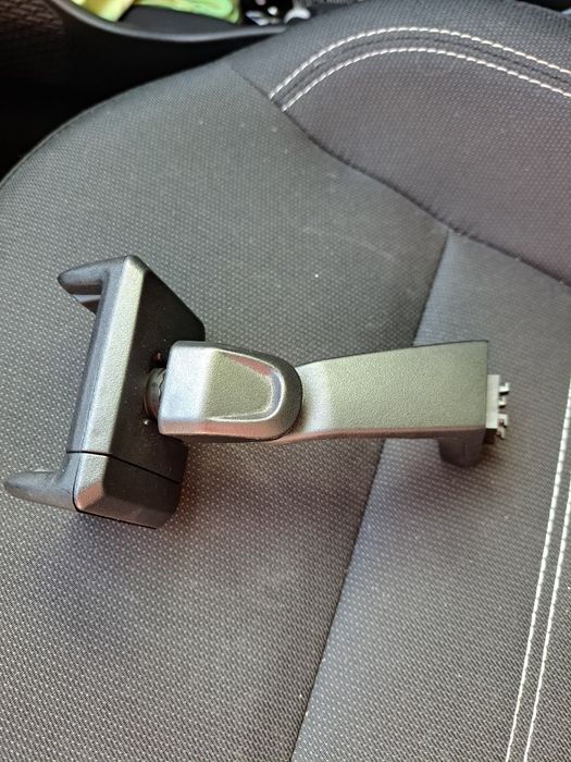 Suport telefon deducat Dacia Logan 3