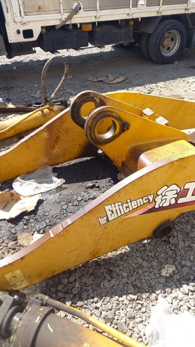 Фронтальный погрузчик