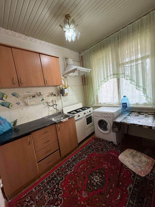 Срочно ижарага берилади обстановка оилага 2 хона 2- етаж Хокимият