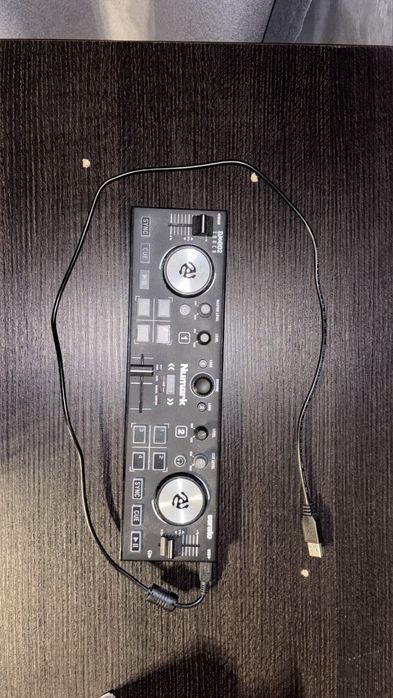 vand consola numark djgo2 touch