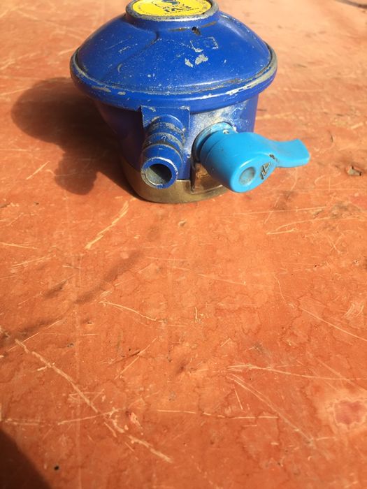 Продам газовые балоны Редуктор