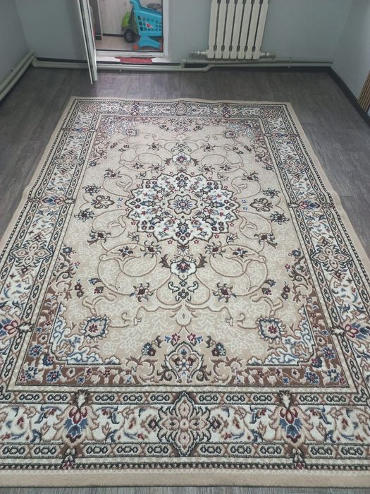 Продам две ковры