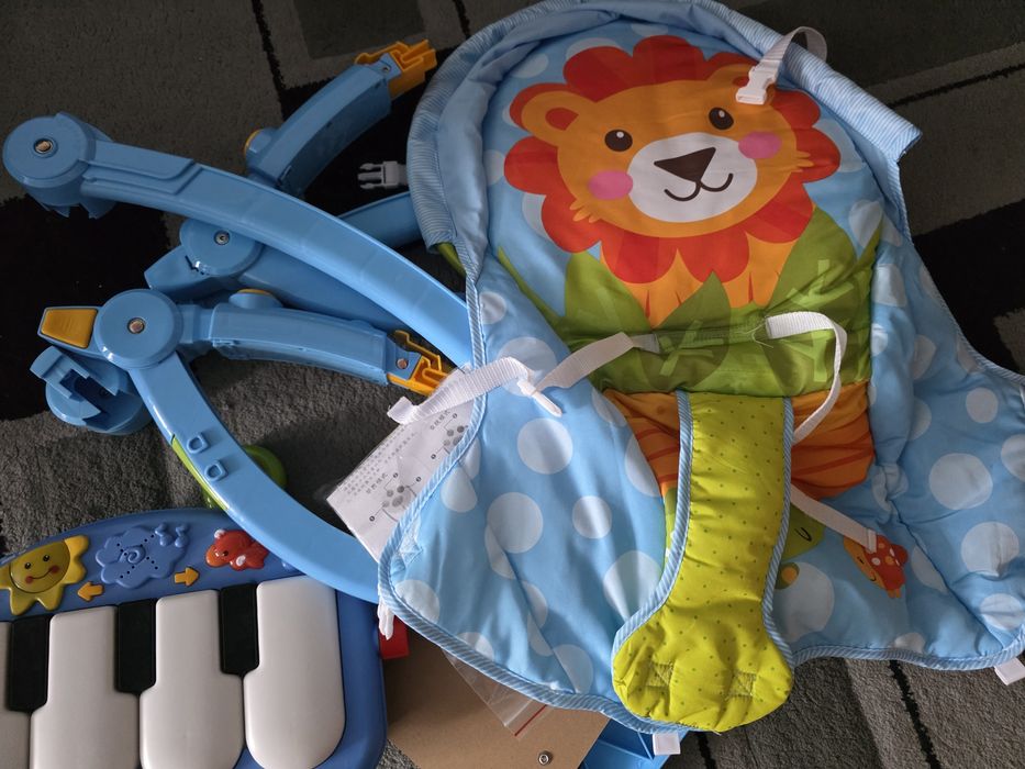 Продам детское кресло-пианино качалка