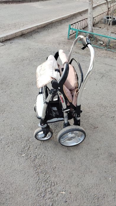 Продам детскую коляску