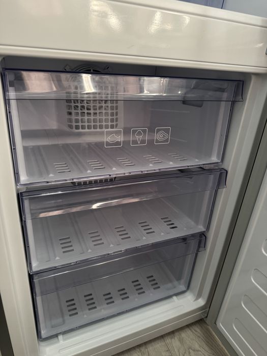Холодильник beko