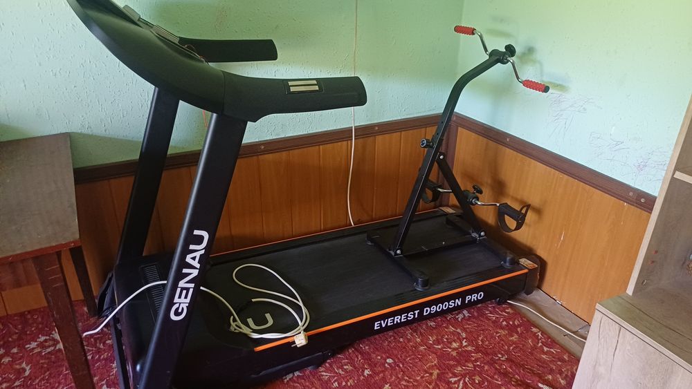 Беговой дарожка GENAU