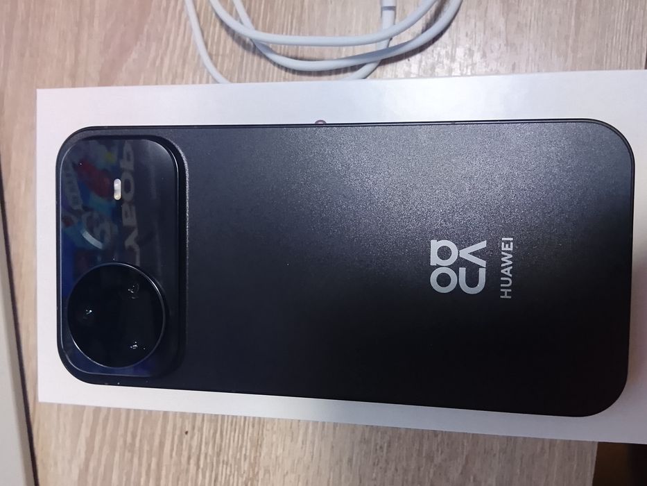 Продам смартфон Huawei nova 15 pro 256/12
