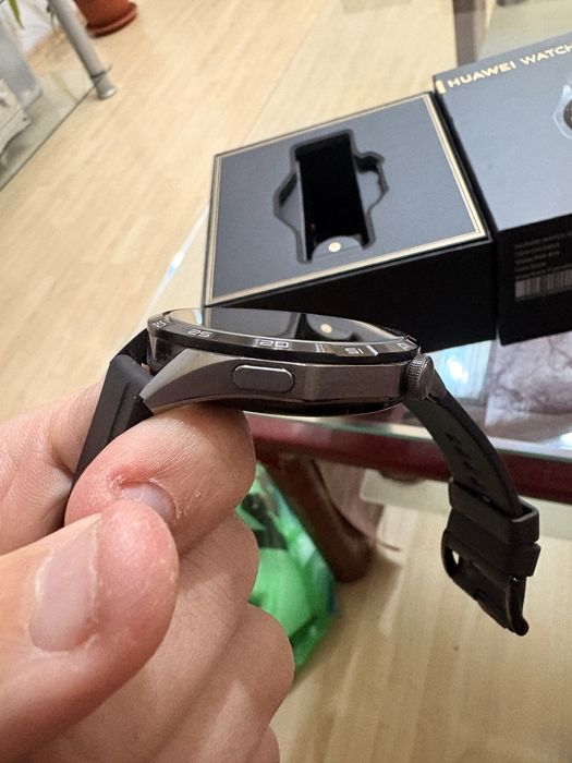 Huawei GT 4 - Перфектен