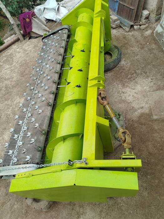 Claas mega 204 old qismi sotiladi sholi mafsumi uchun