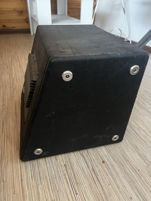 Продам саб , брал новый