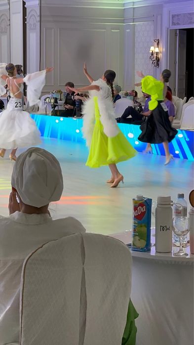 Платье для бальных танцев