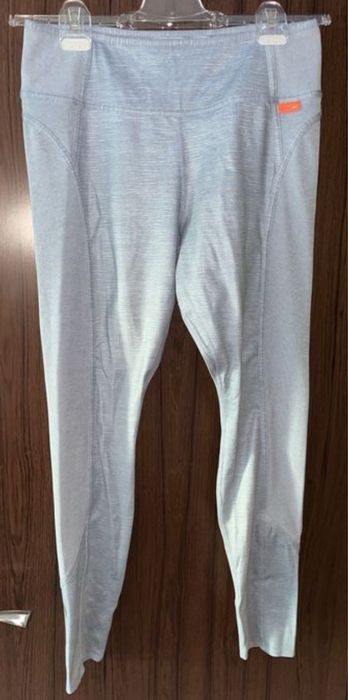 Нови дамски клинове Nike