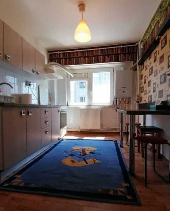 Дава се под наем Тристаен апартамент в Пловдив, Център - 79 кв.м за 244.8 € - Снимка #4